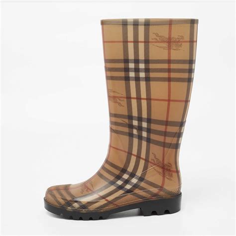 how to spot fake burberry rain boots|burberry haymarket rain boots.